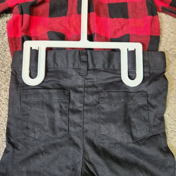 🆕Tommy Bahama Kids Red/Black Buffalo Plaid Button Up Shirt and Pants Size 24M - Picture 7 of 11
